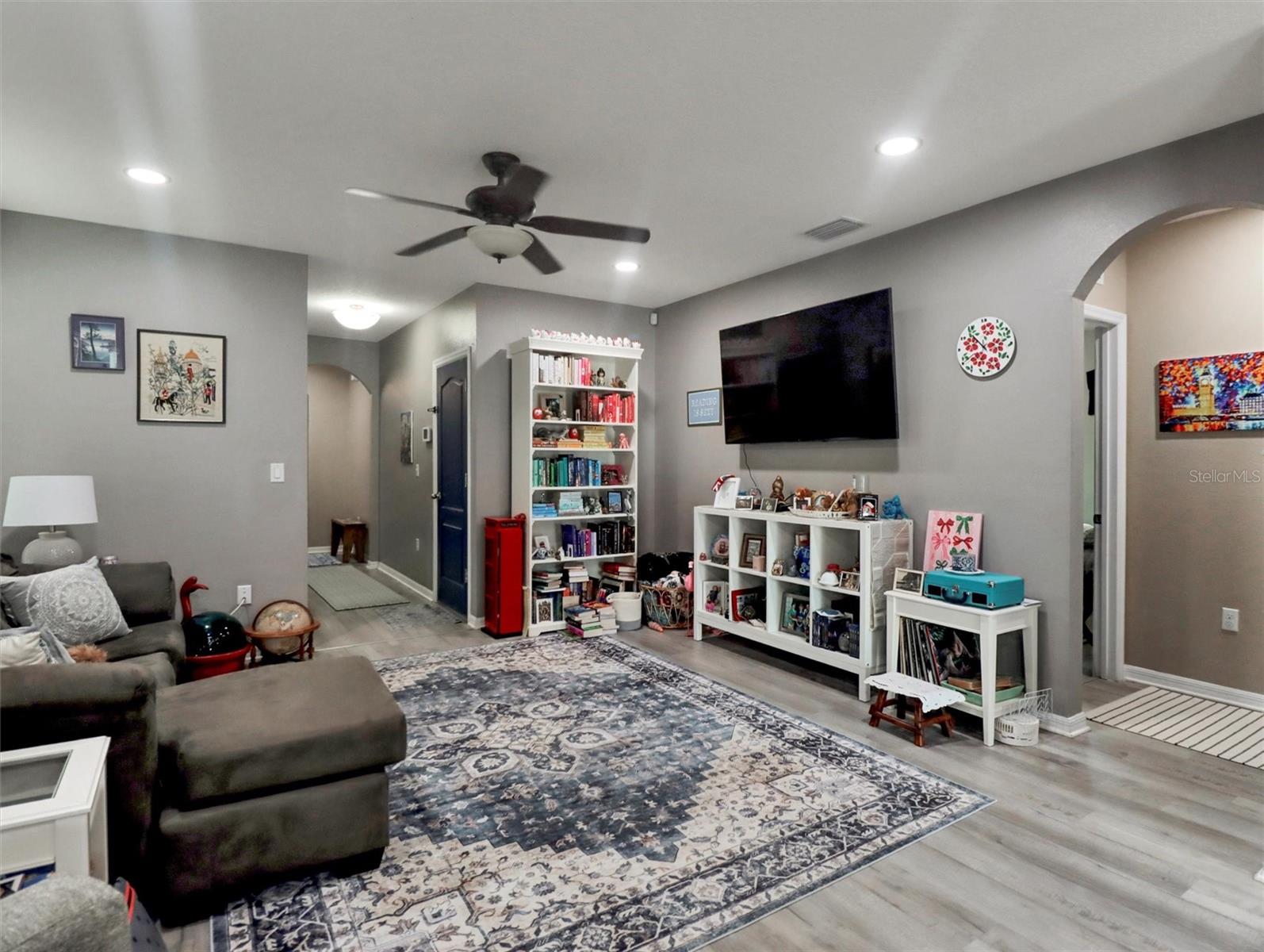 10408 WHISPERING HAMMOCK DR — photo 6