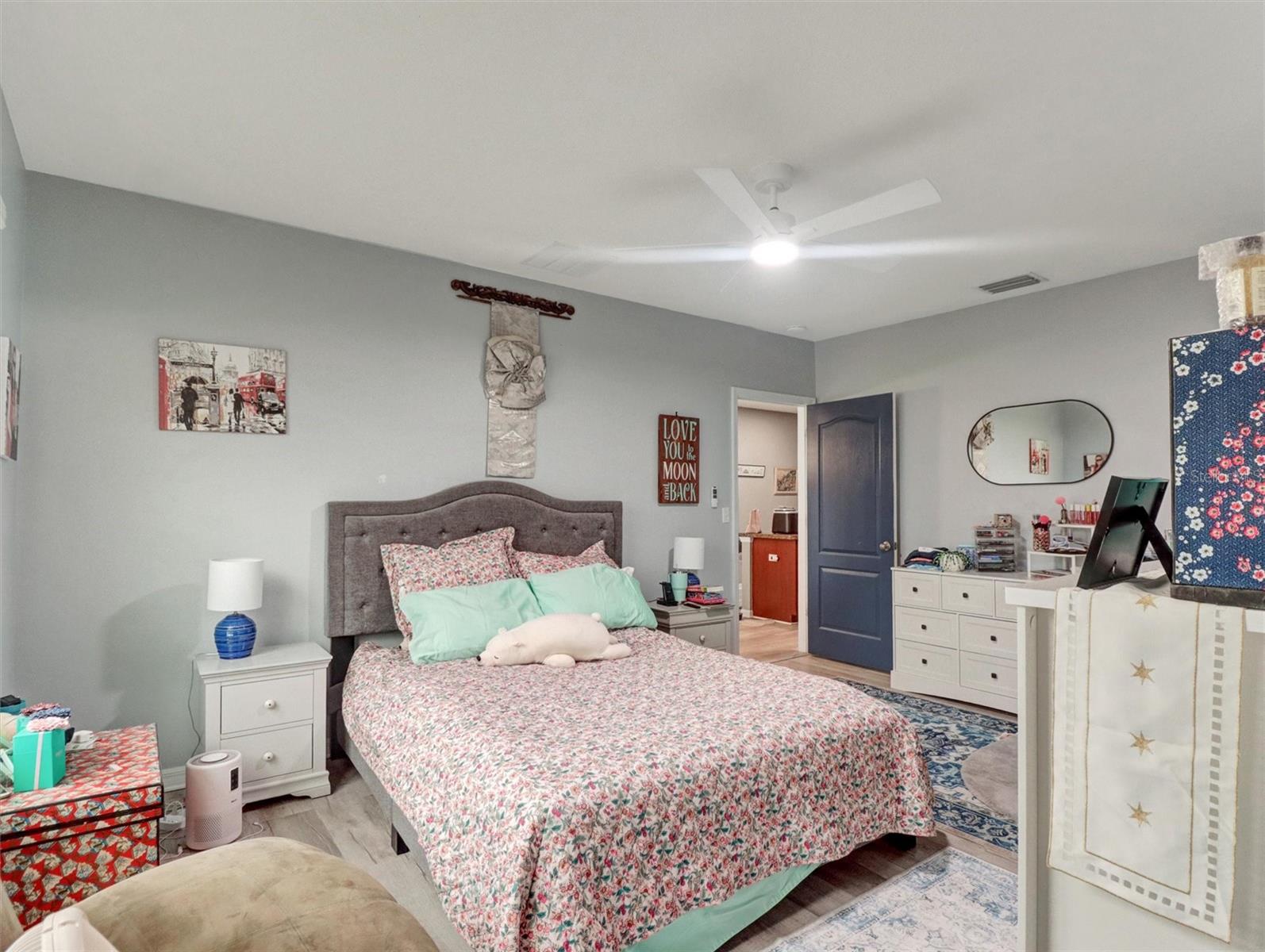 10408 WHISPERING HAMMOCK DR — photo 13