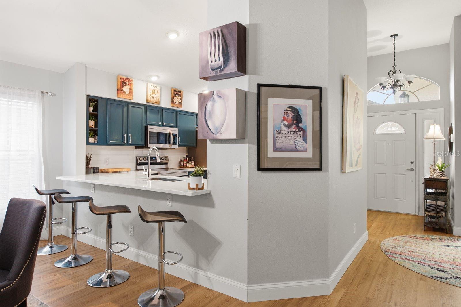 11328 HOLLANDER AVE — photo 5