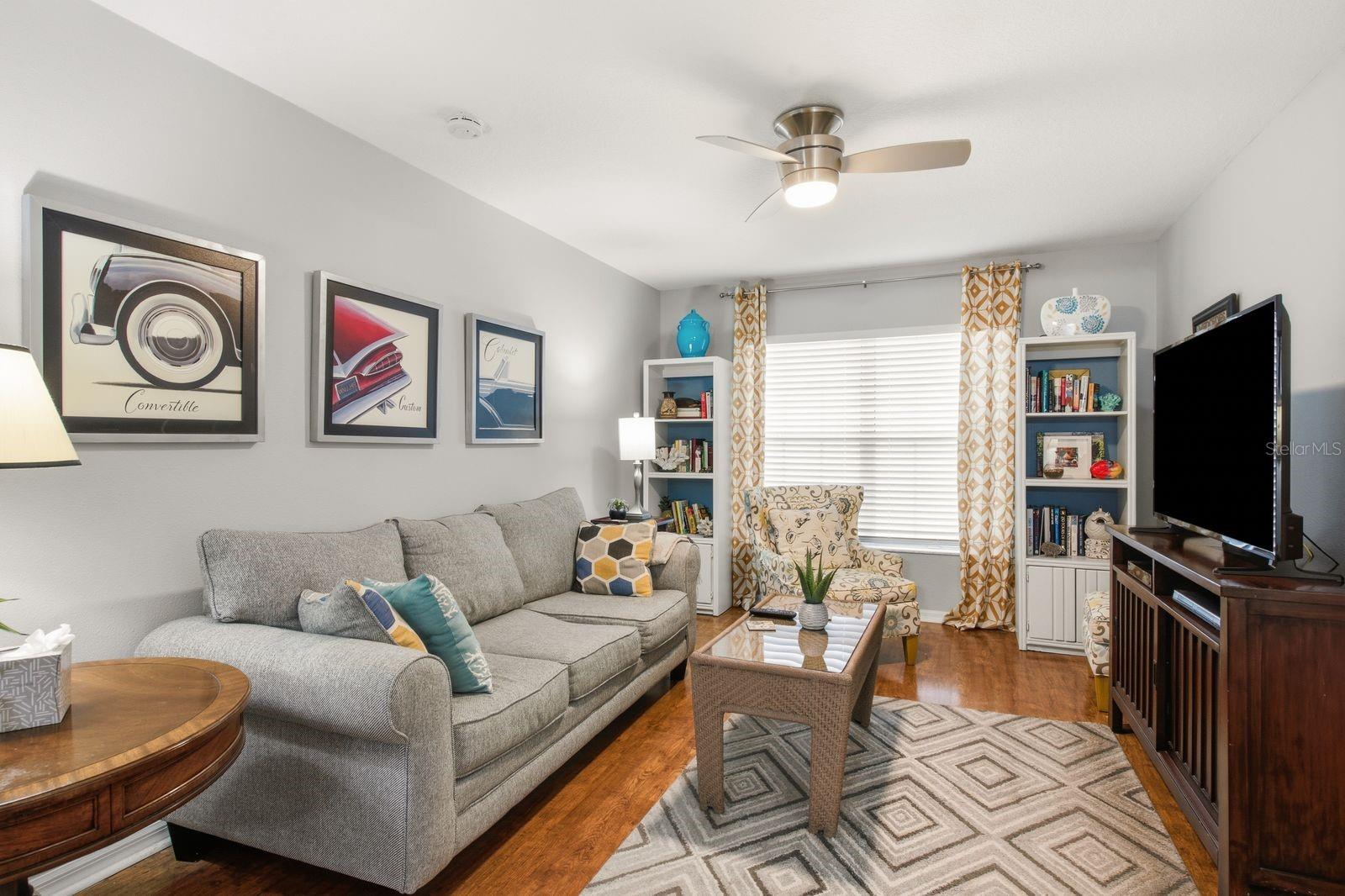 11328 HOLLANDER AVE — photo 21