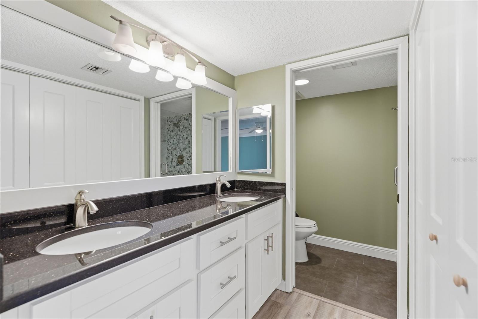 2413 BAYSHORE BLVD #1004 — photo 32