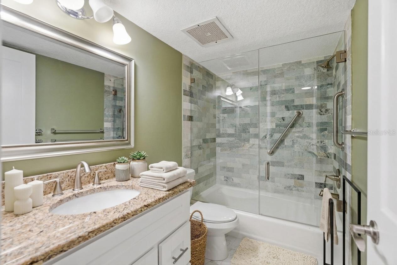 2413 BAYSHORE BLVD #1004 — photo 40