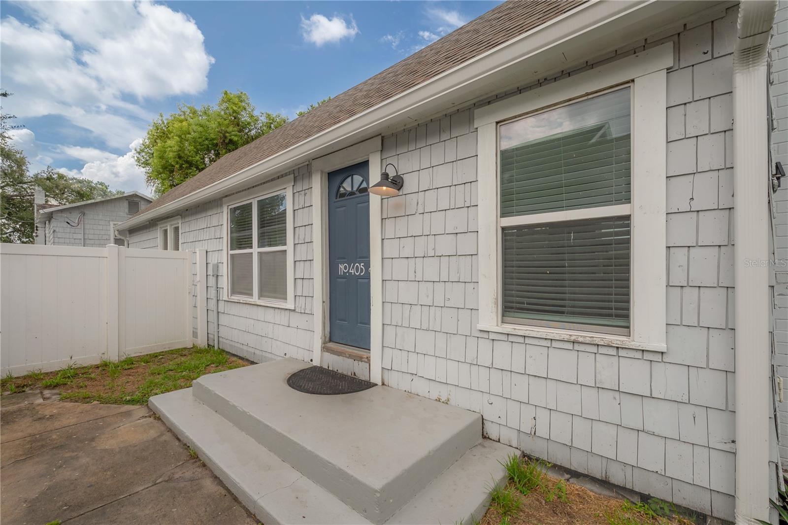 405 E CAYUGA ST — photo 2