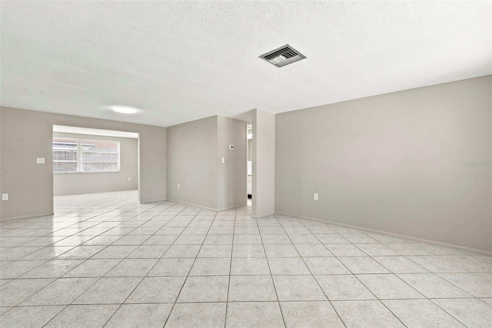 8936 WINDSONG LN — photo 3