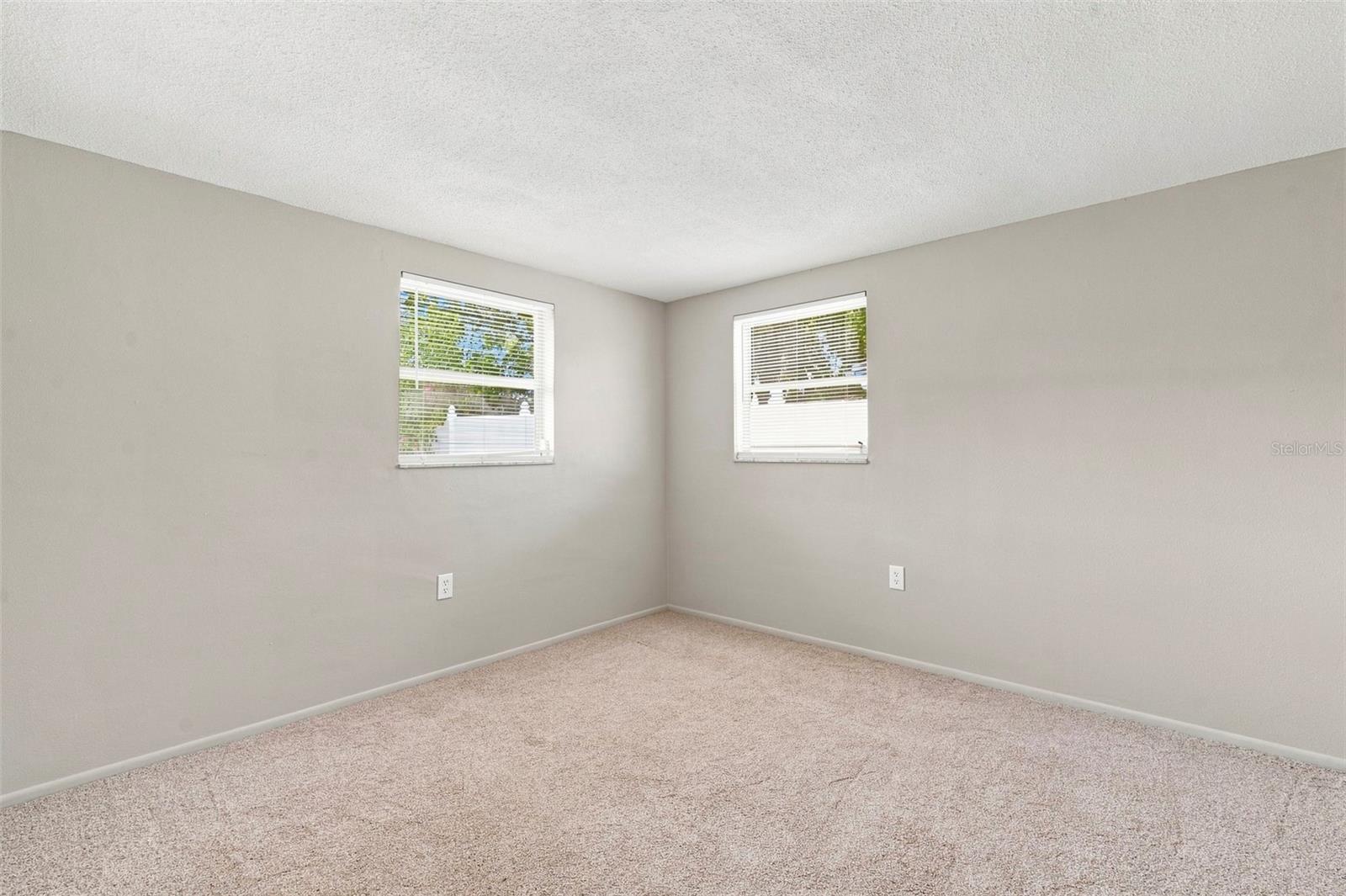 8936 WINDSONG LN — photo 8