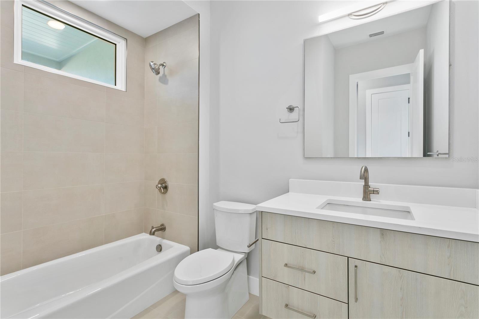 368 6TH ST S #1 — photo 40