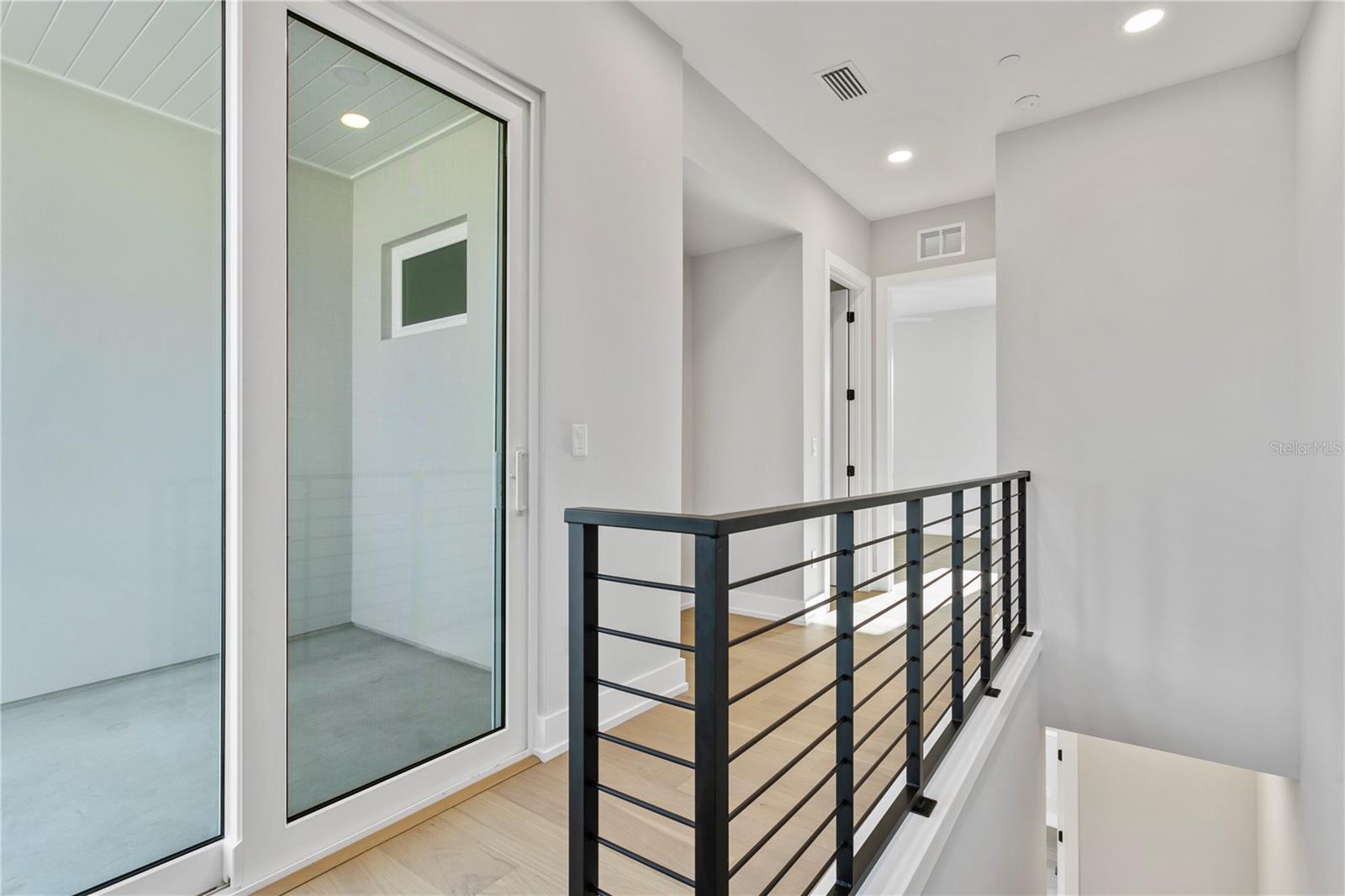 368 6TH ST S #1 — photo 33