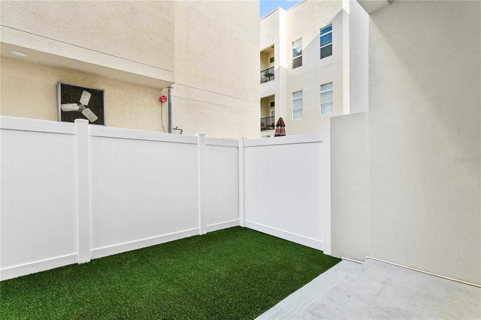 368 6TH ST S #1 — photo 41