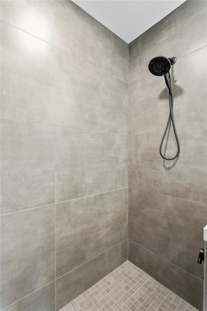368 6TH ST S #1 — photo 32