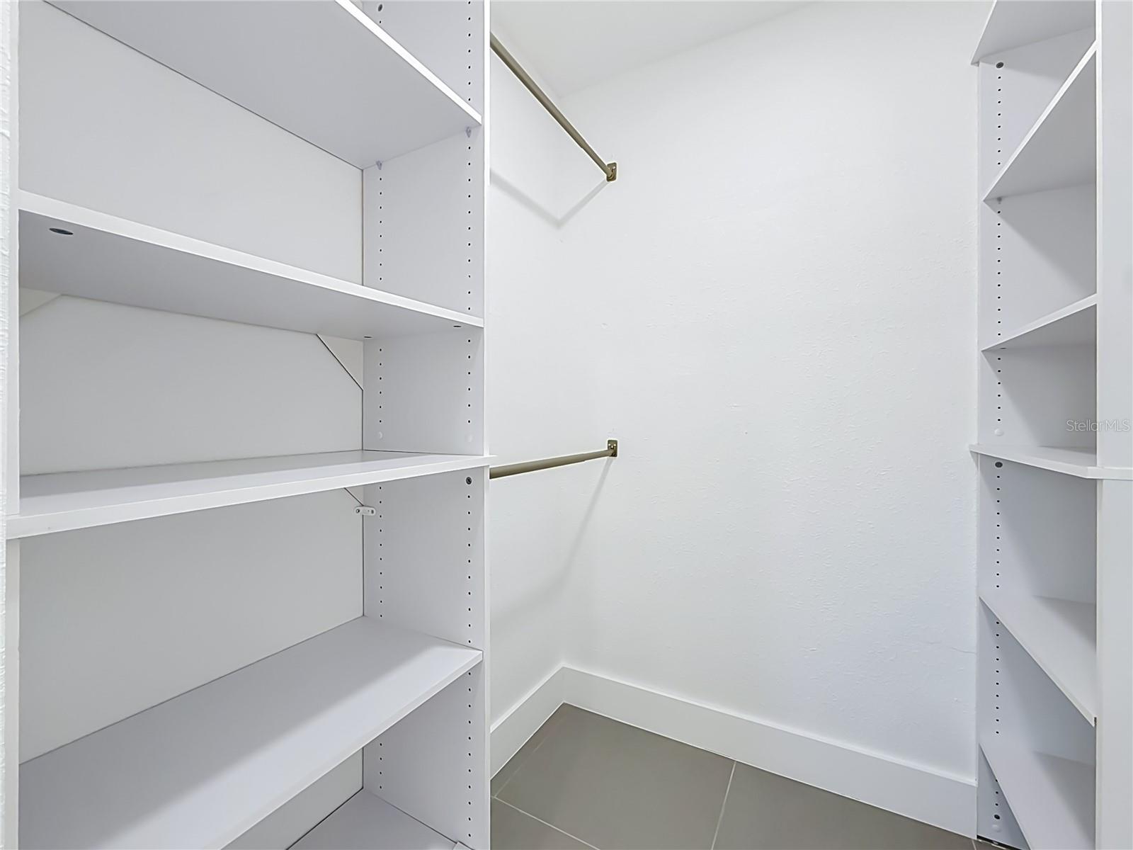 720 CAPRI BLVD — photo 28