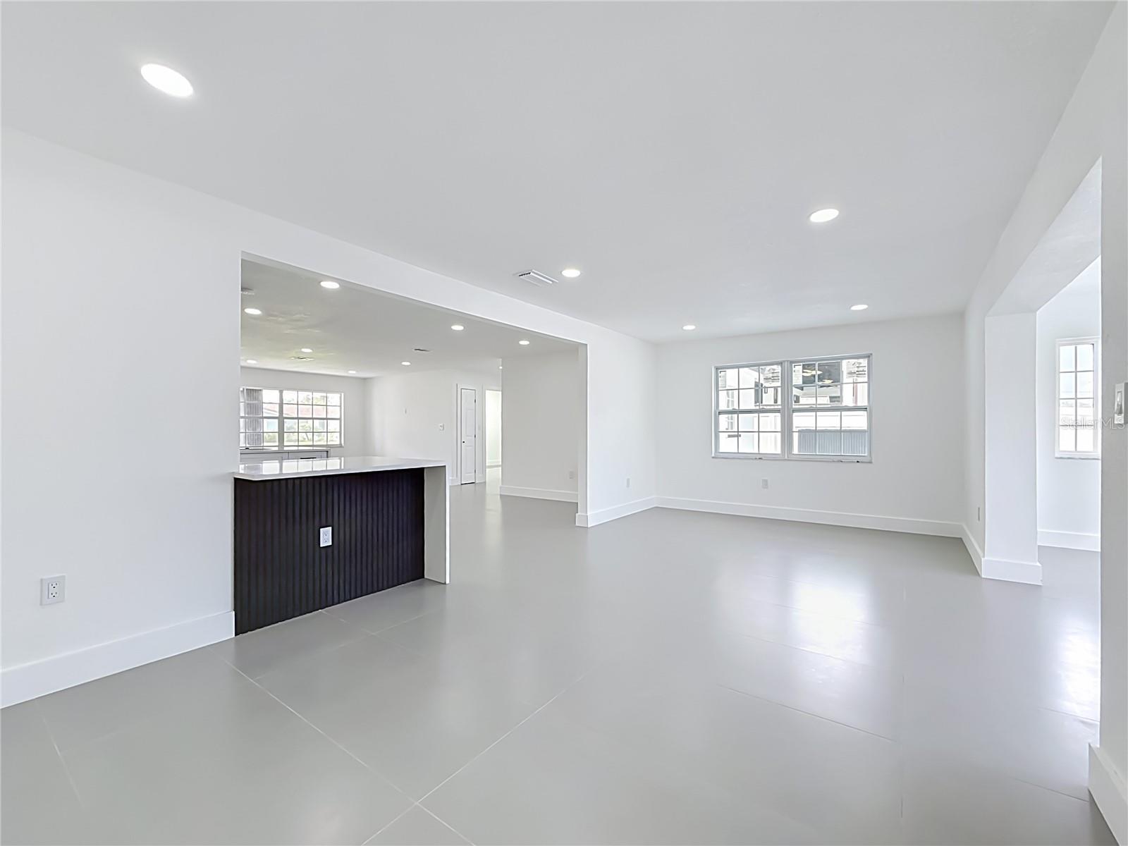 720 CAPRI BLVD — photo 16