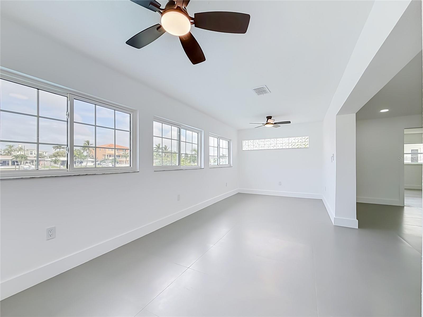 720 CAPRI BLVD — photo 19