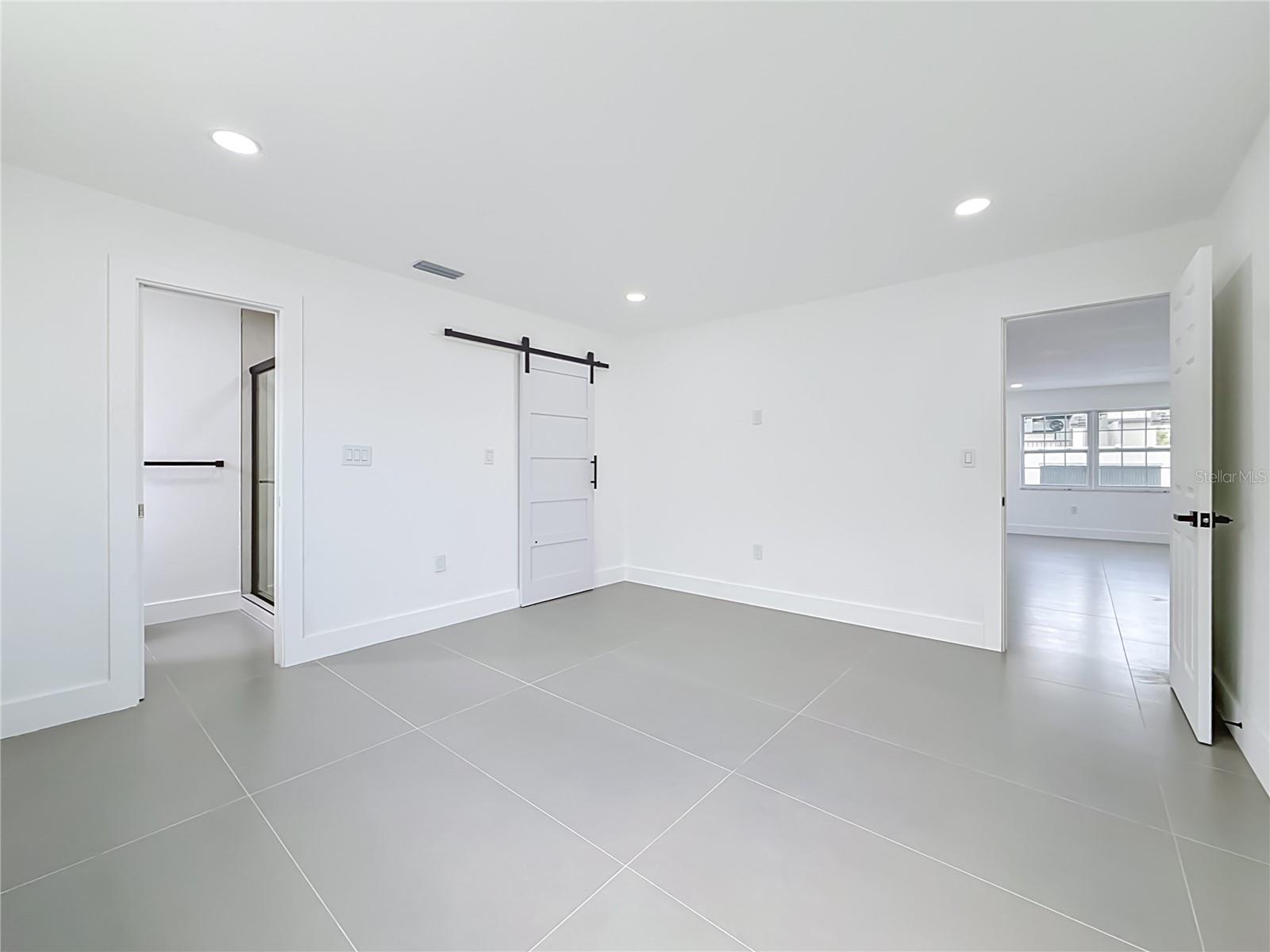 720 CAPRI BLVD — photo 23
