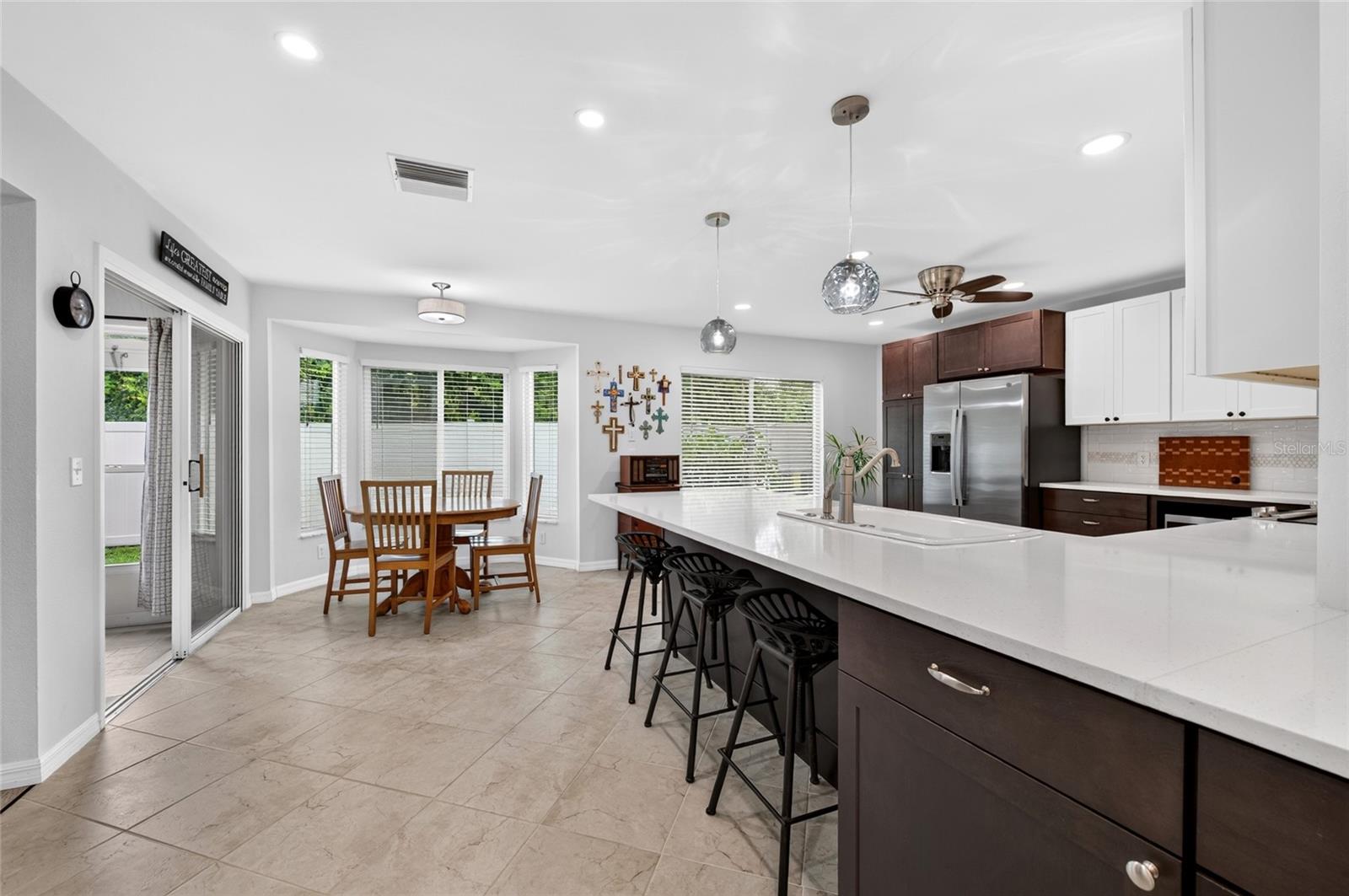 4949 BOSTONIAN LOOP — photo 18
