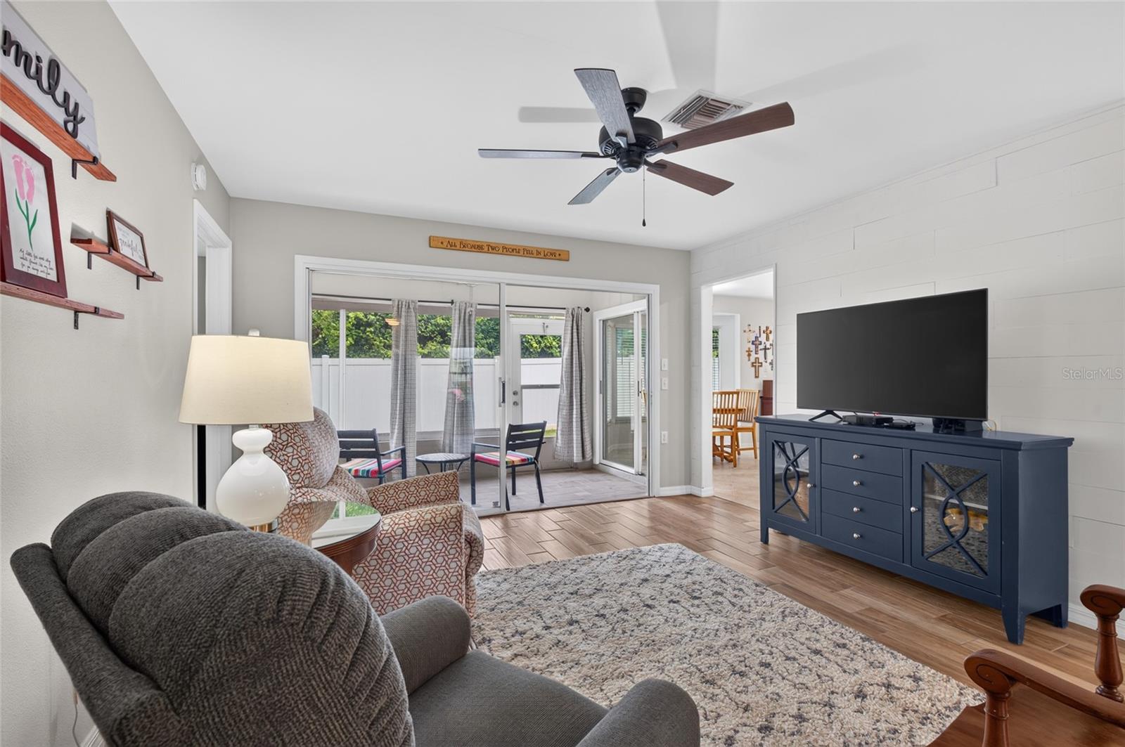 4949 BOSTONIAN LOOP — photo 15