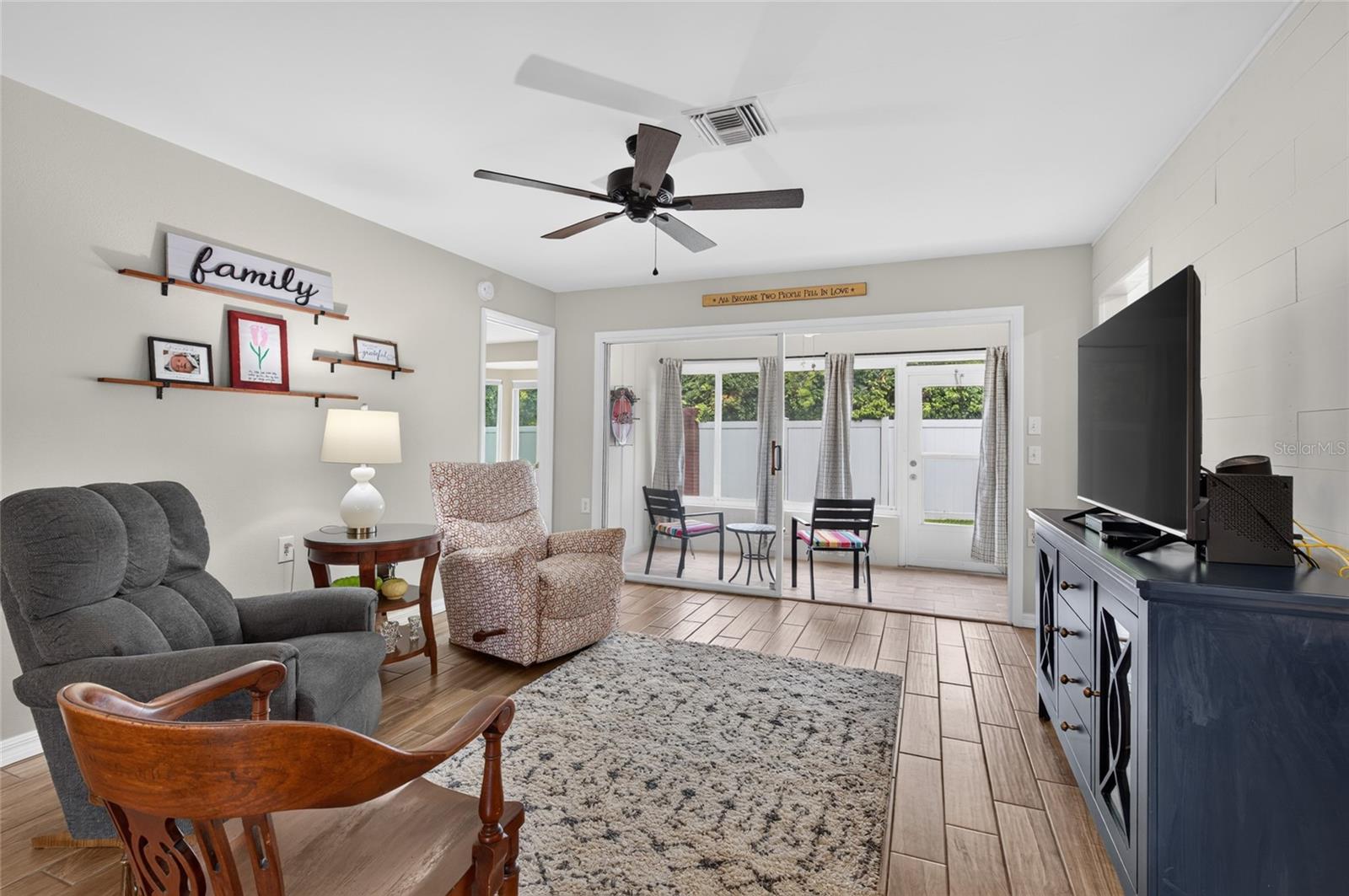 4949 BOSTONIAN LOOP — photo 14