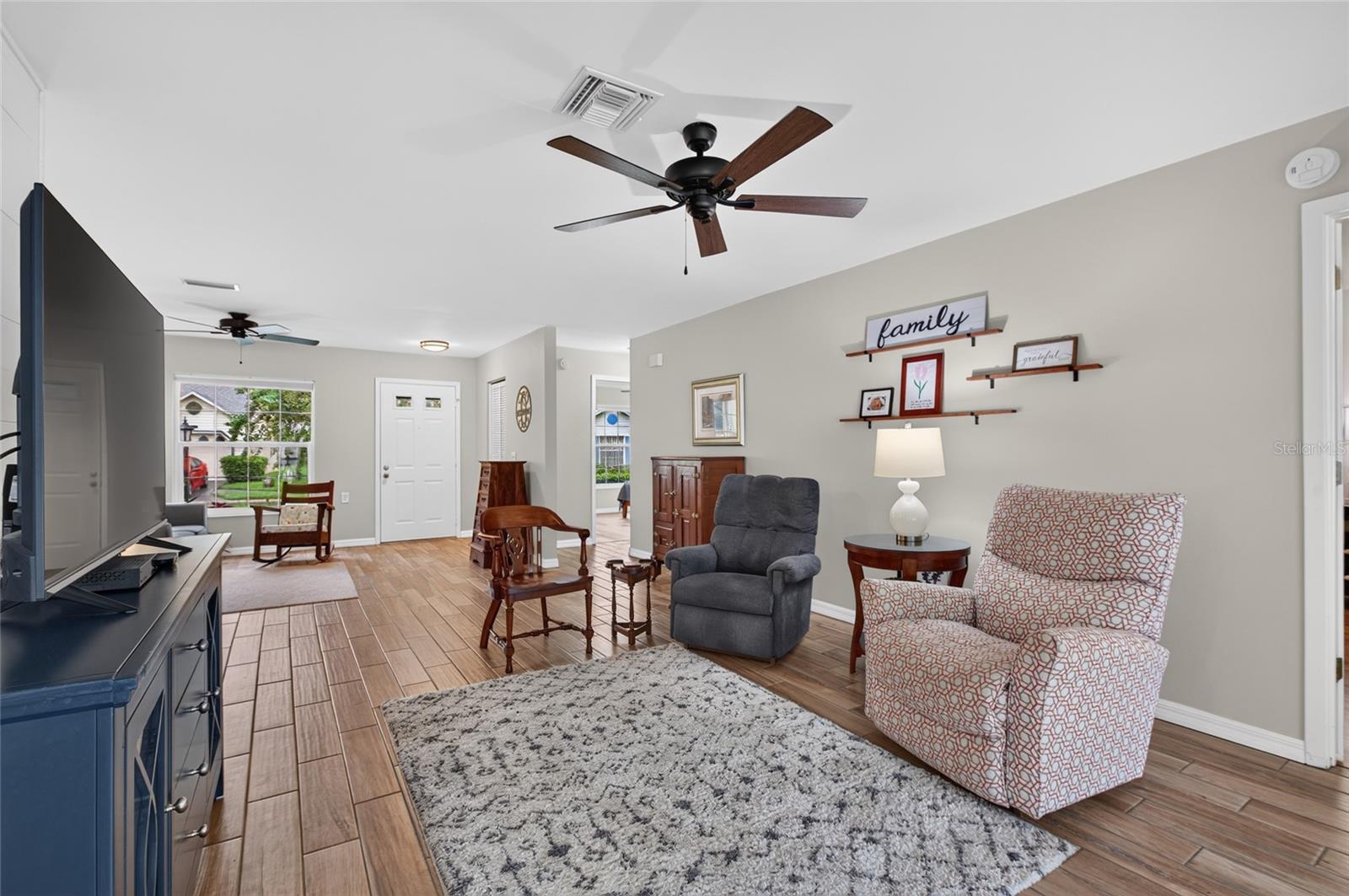 4949 BOSTONIAN LOOP — photo 16