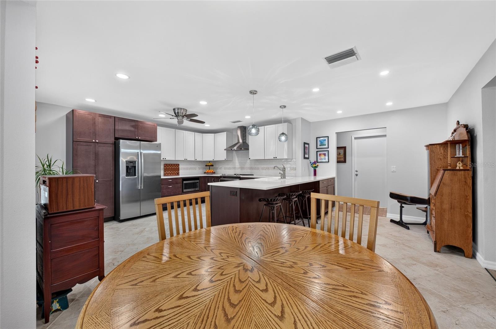 4949 BOSTONIAN LOOP — photo 32