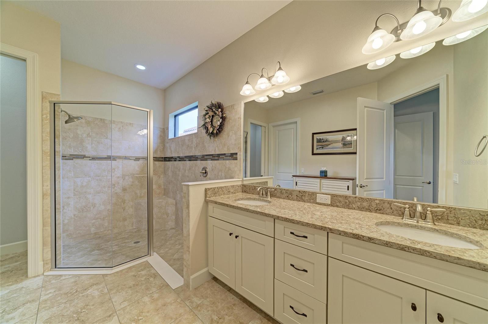 13321 SORRENTO WAY — photo 33