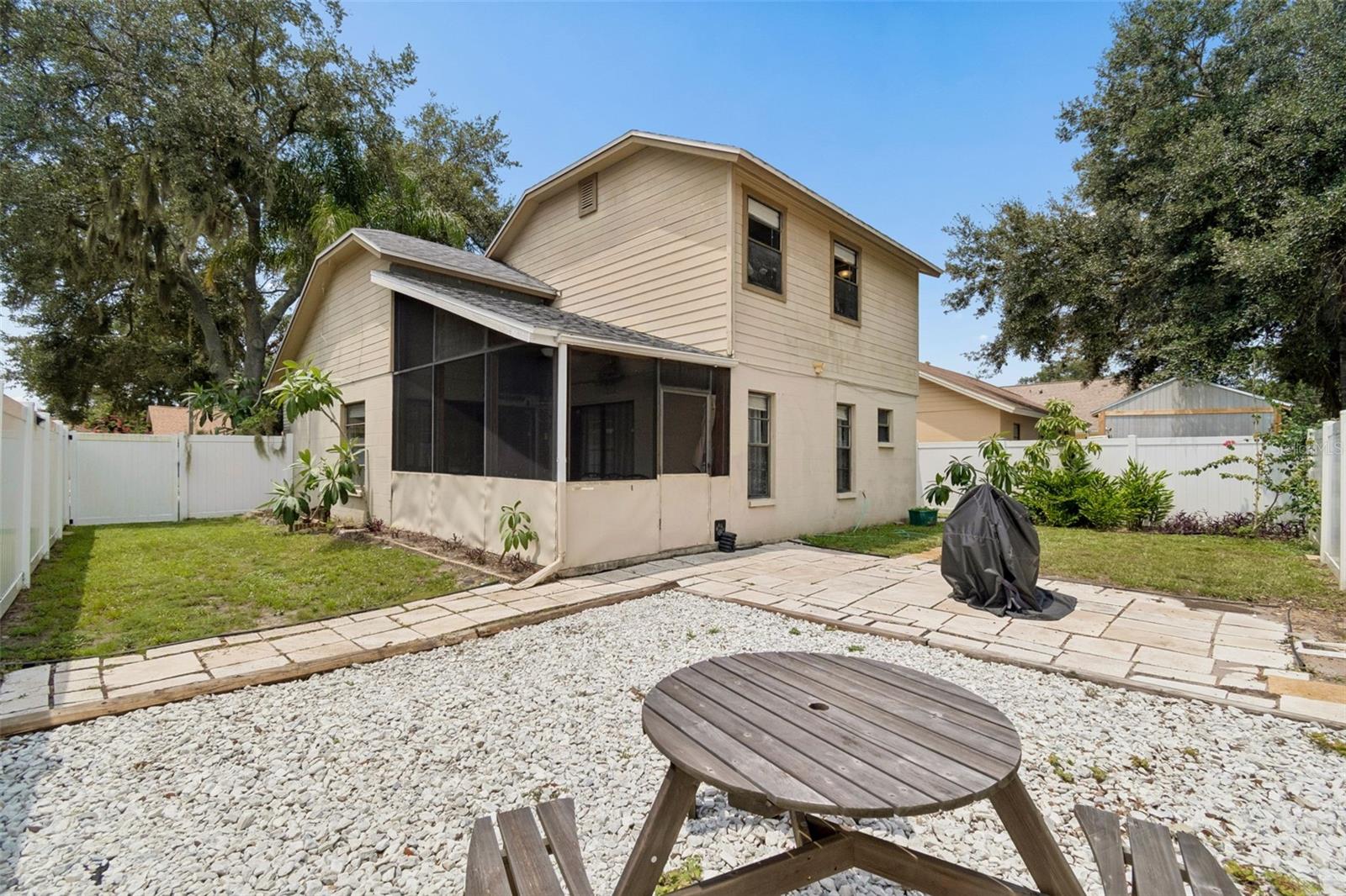 5485 FRIARSWAY DR — photo 44
