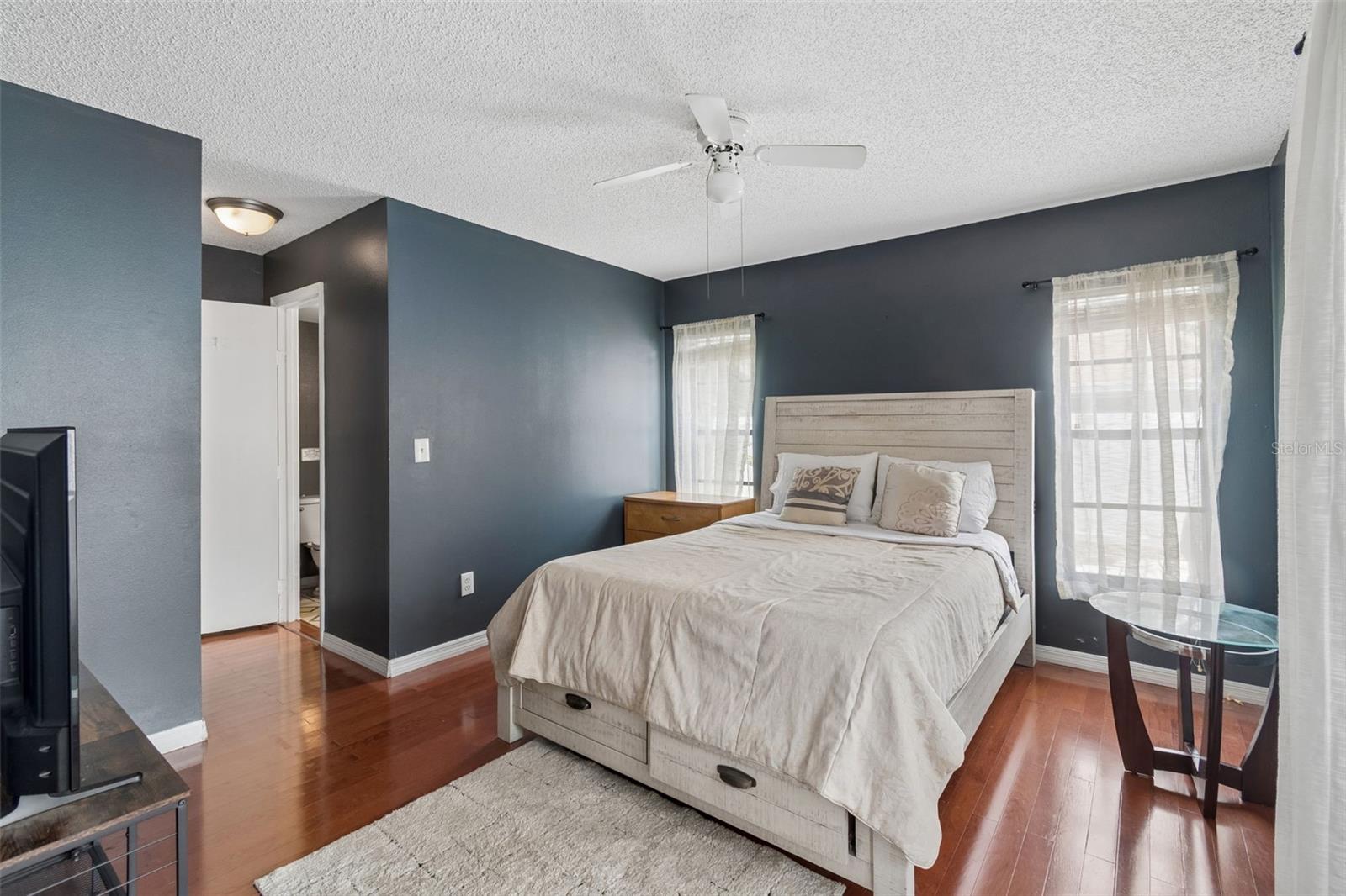 5485 FRIARSWAY DR — photo 14