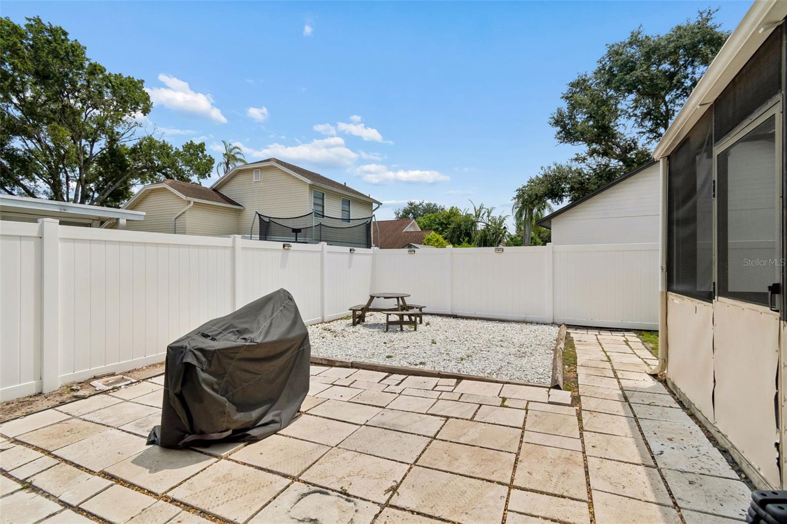 5485 FRIARSWAY DR — photo 48