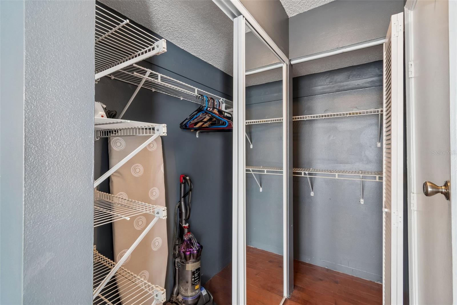 5485 FRIARSWAY DR — photo 16