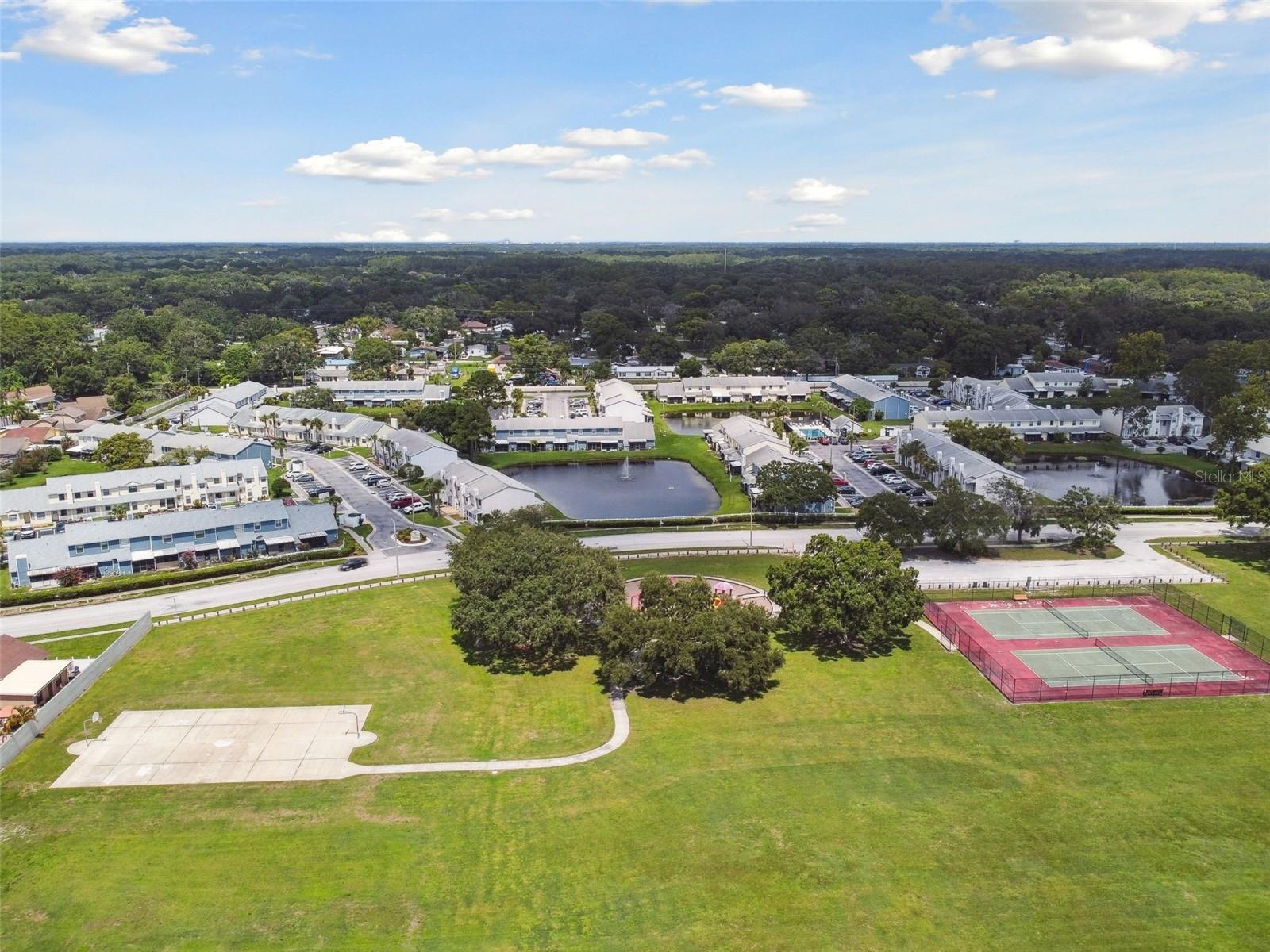 5485 FRIARSWAY DR — photo 59