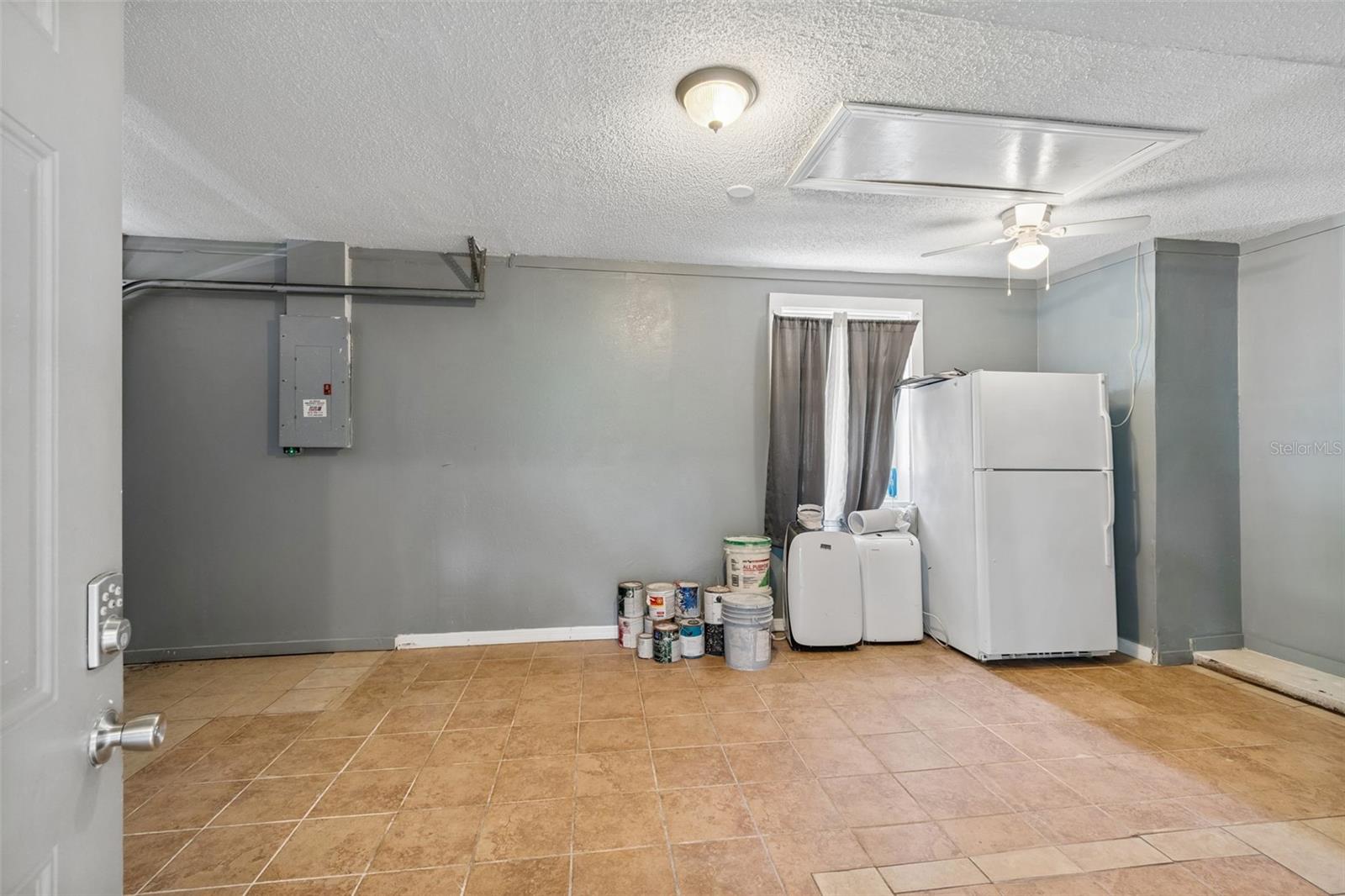5485 FRIARSWAY DR — photo 49
