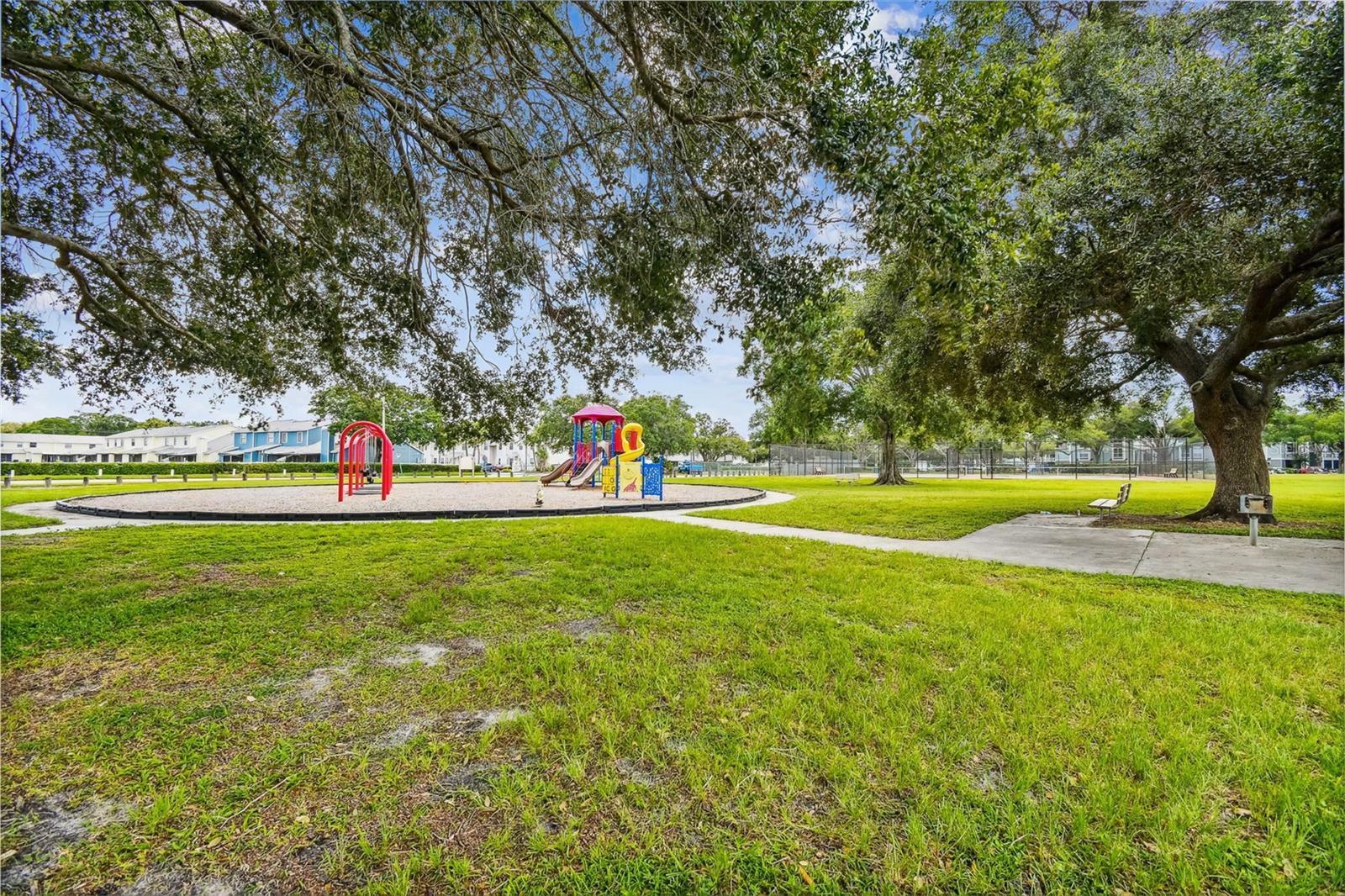 5485 FRIARSWAY DR — photo 74