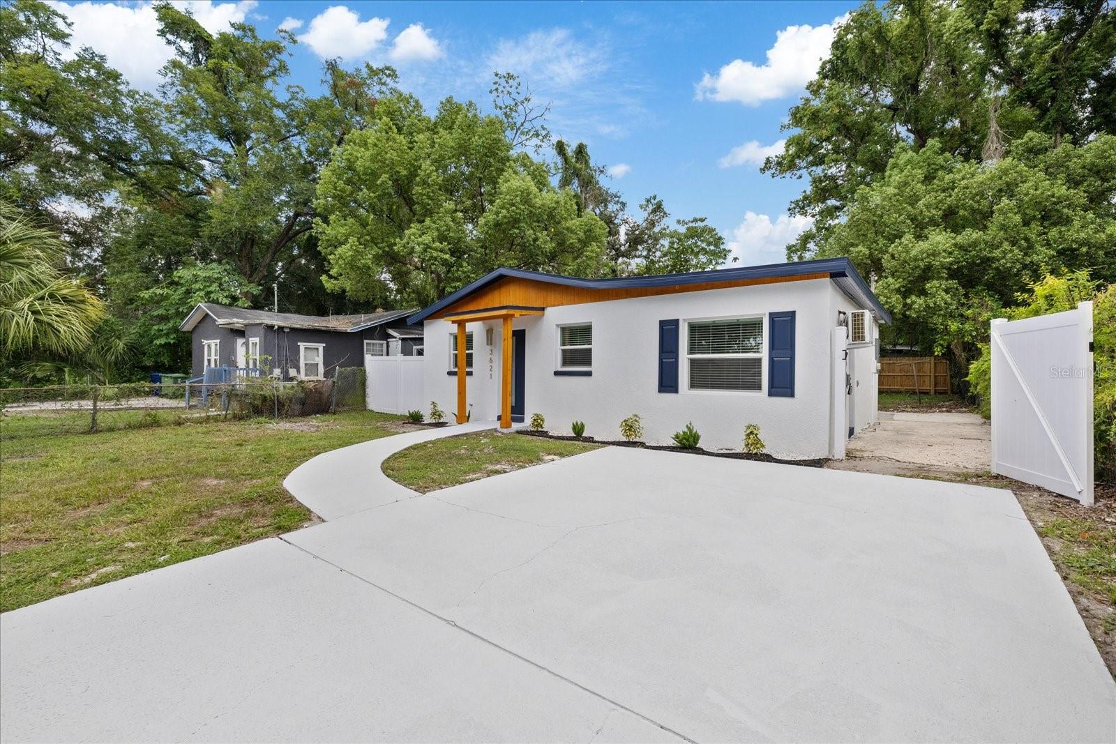 3621 E COMANCHE AVE — photo 32