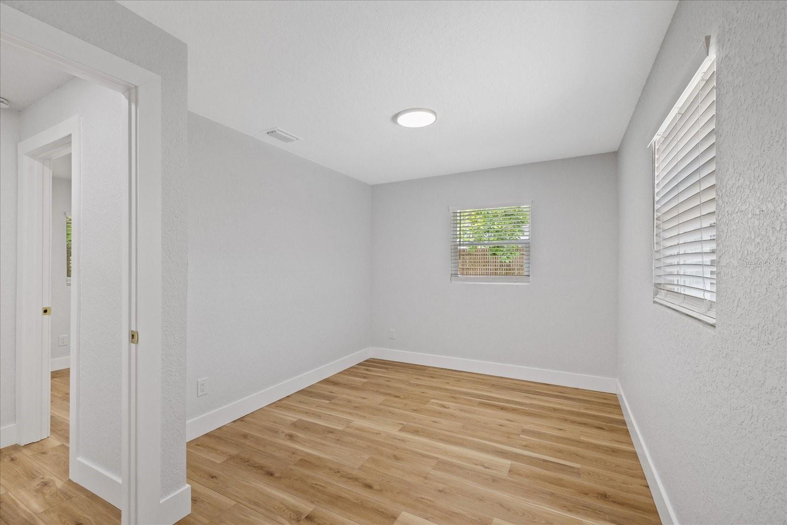 3621 E COMANCHE AVE — photo 27