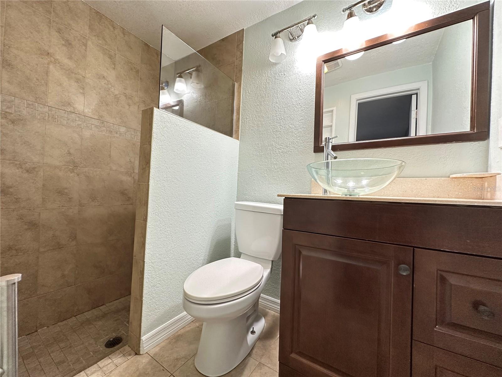 3313 BRIAR CLIFF DR — photo 16