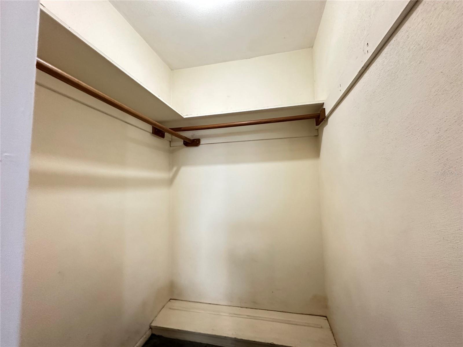 3313 BRIAR CLIFF DR — photo 17