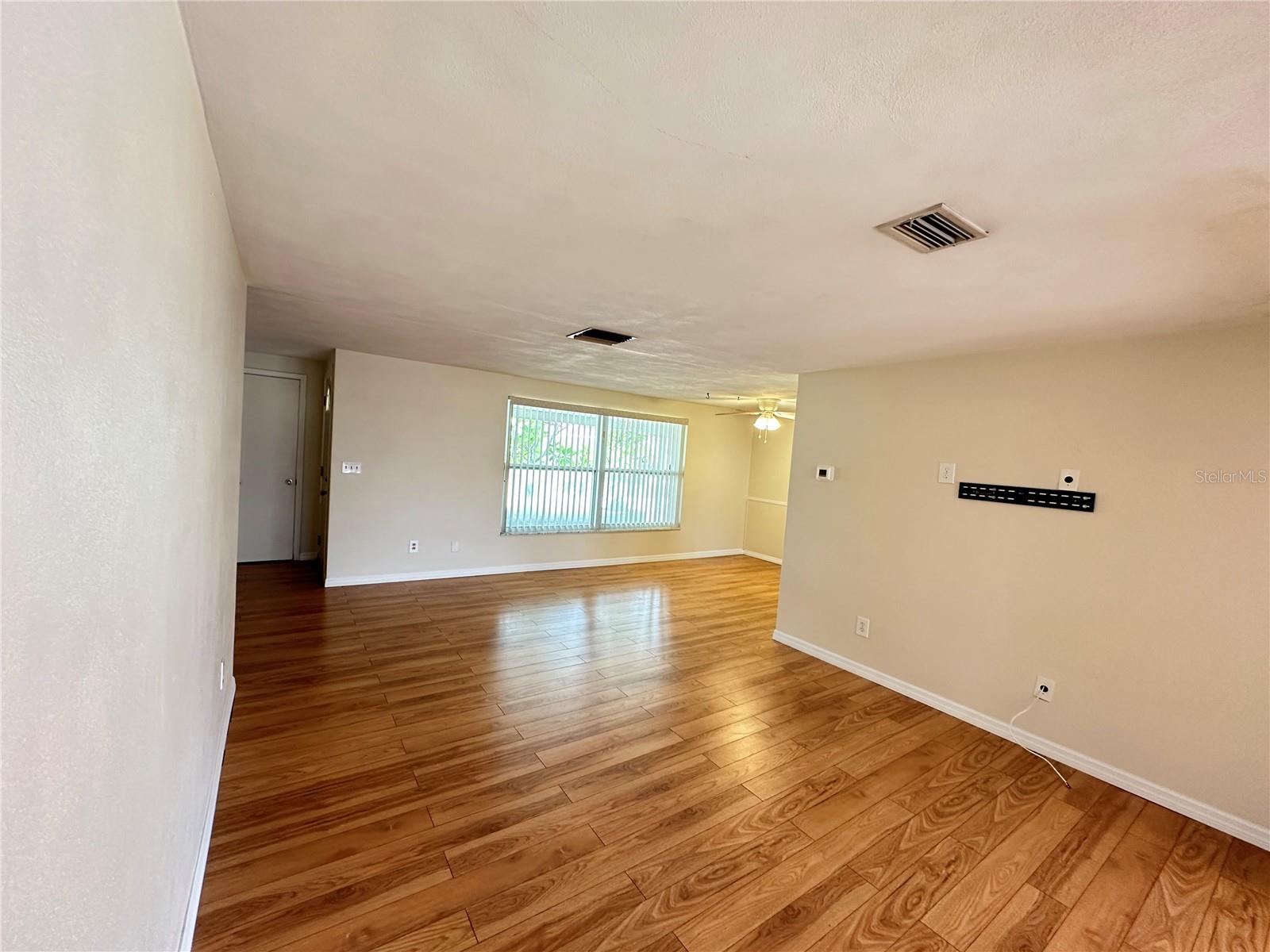 3313 BRIAR CLIFF DR — photo 5