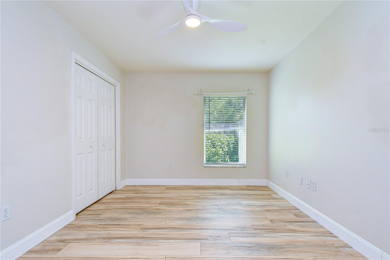 19707 ELLENDALE DR — photo 19