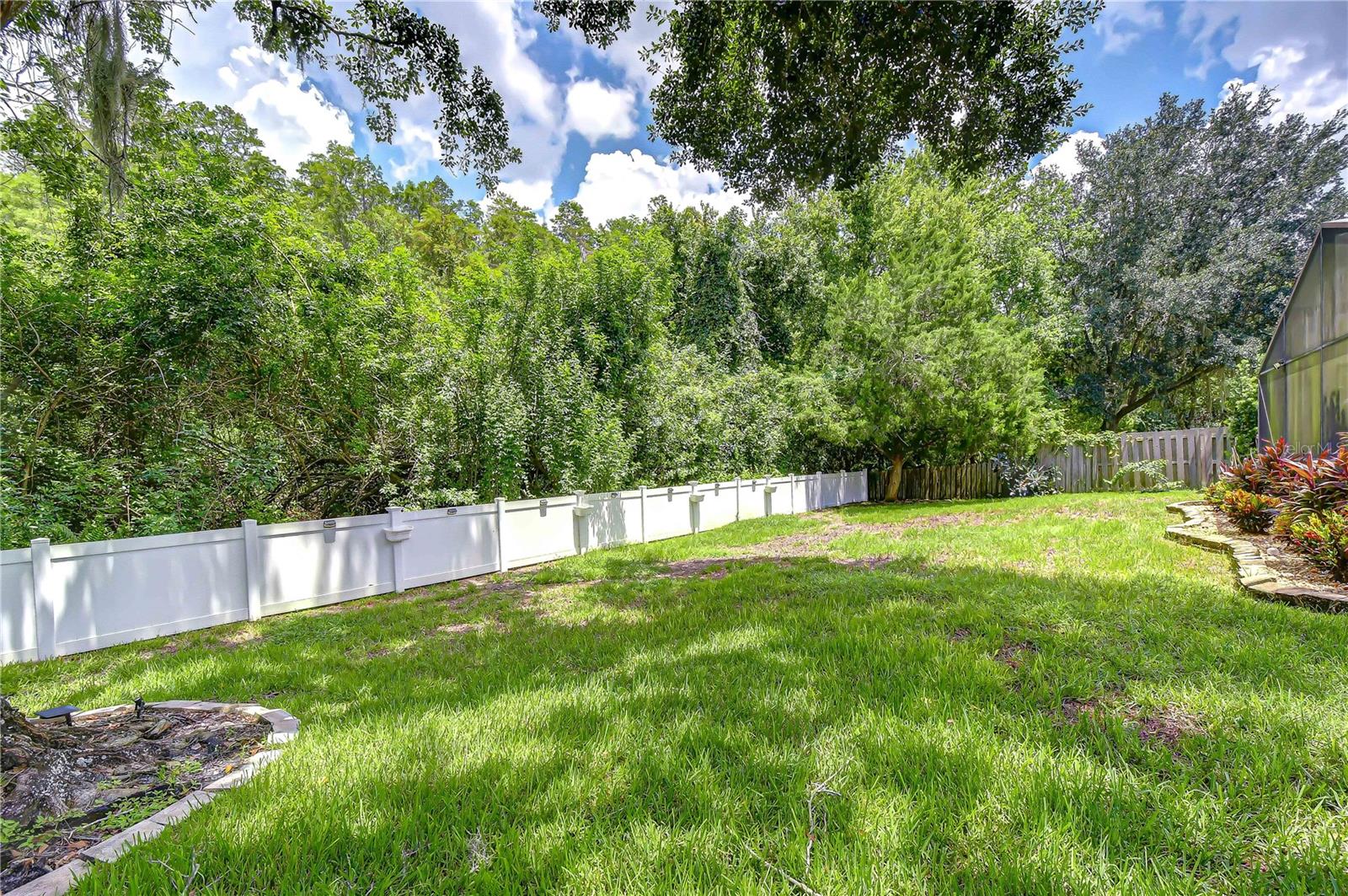 19707 ELLENDALE DR — photo 51
