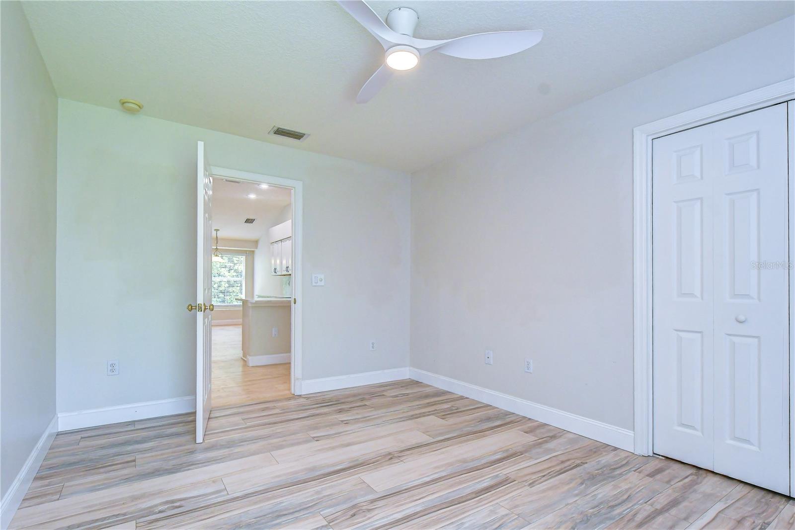 19707 ELLENDALE DR — photo 20