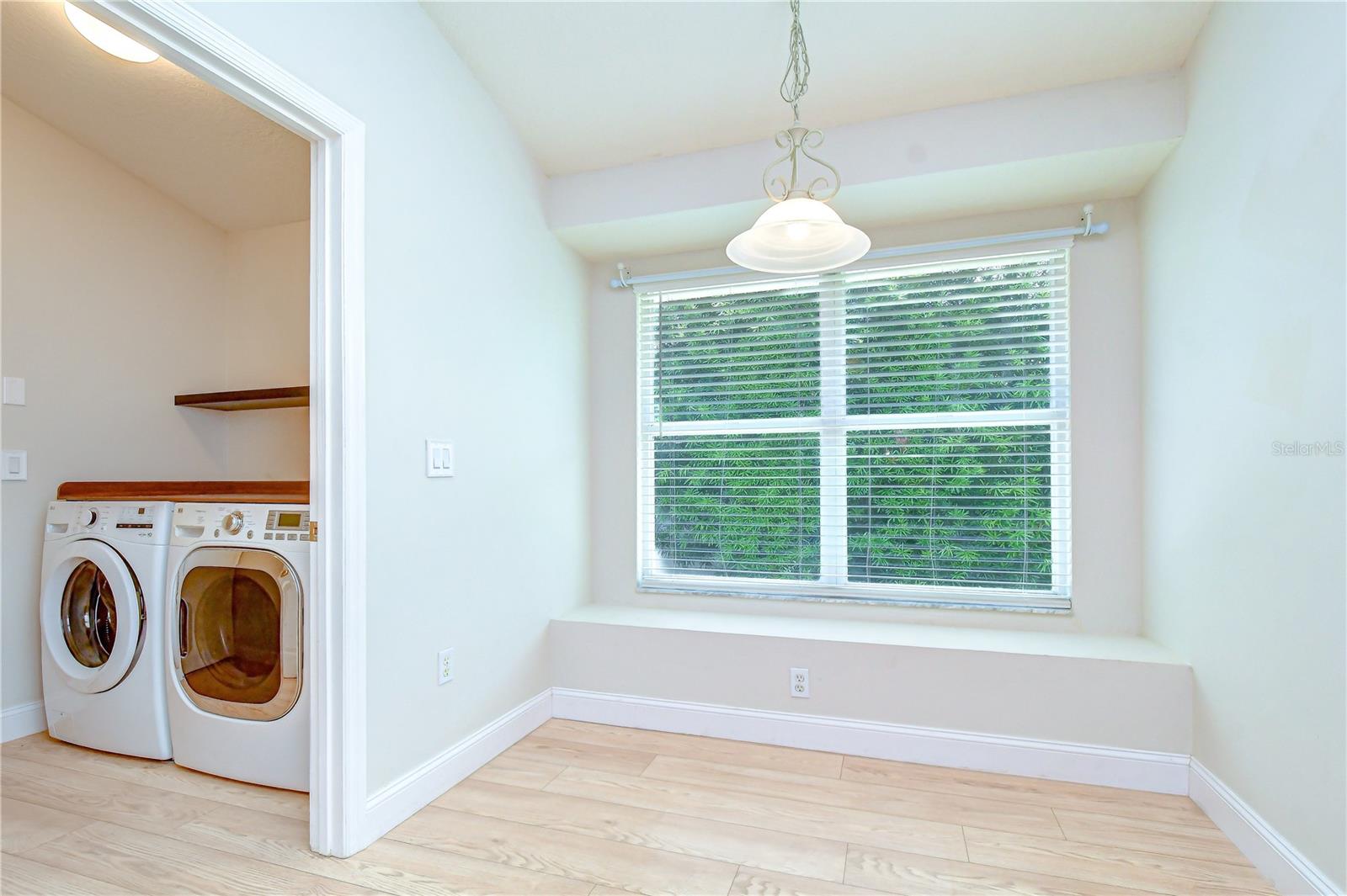 19707 ELLENDALE DR — photo 15