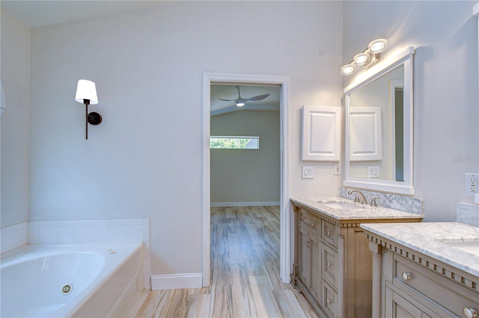 19707 ELLENDALE DR — photo 30