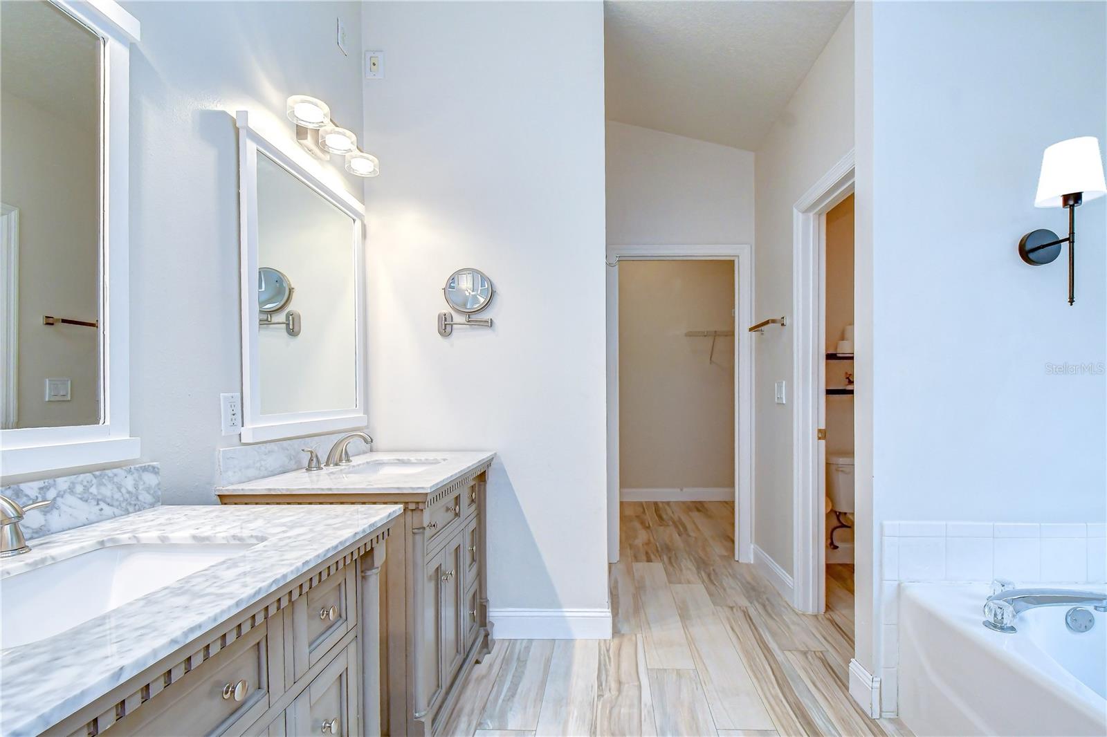 19707 ELLENDALE DR — photo 26