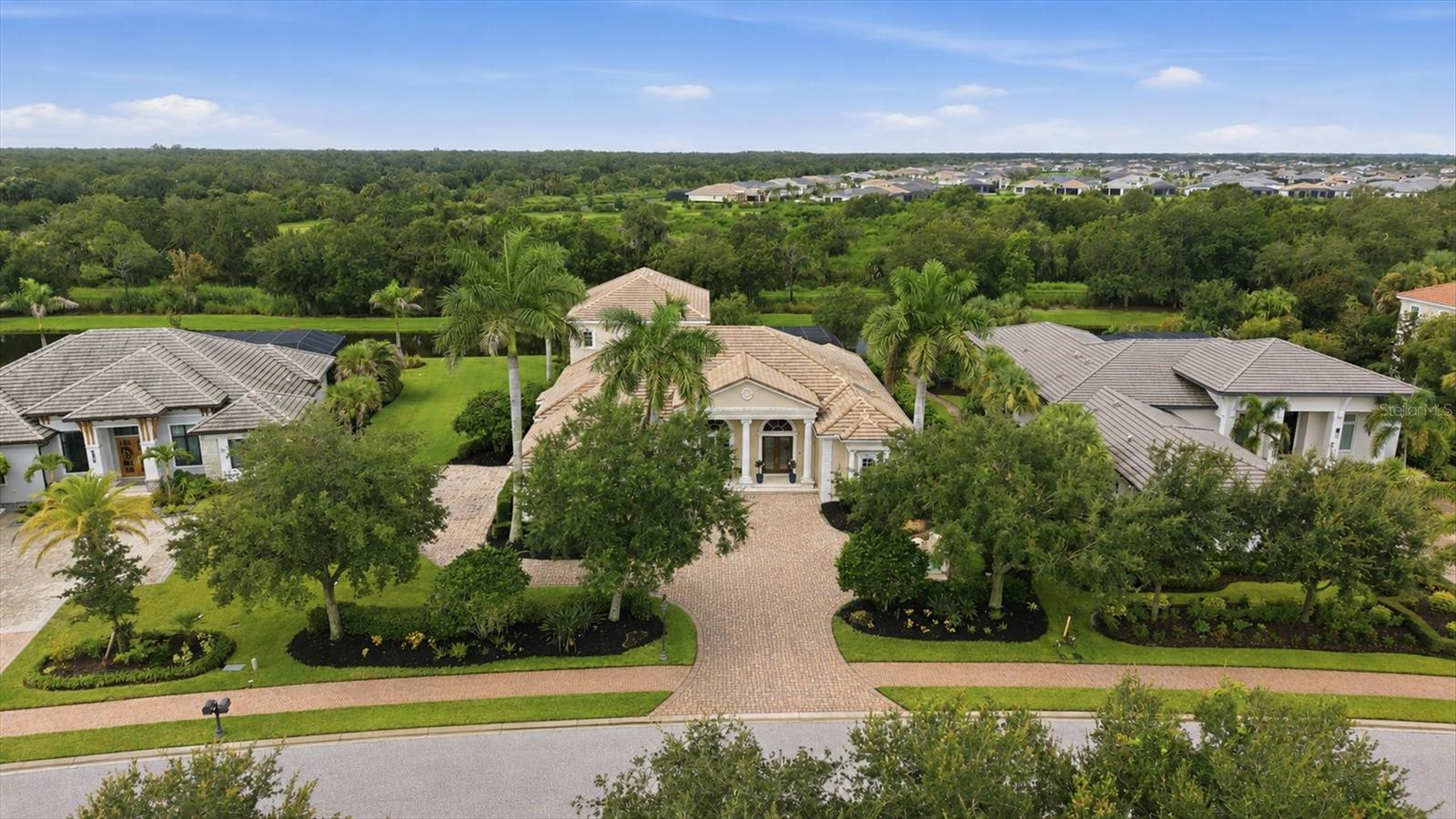3360 FOUNDERS CLUB DR — photo 2
