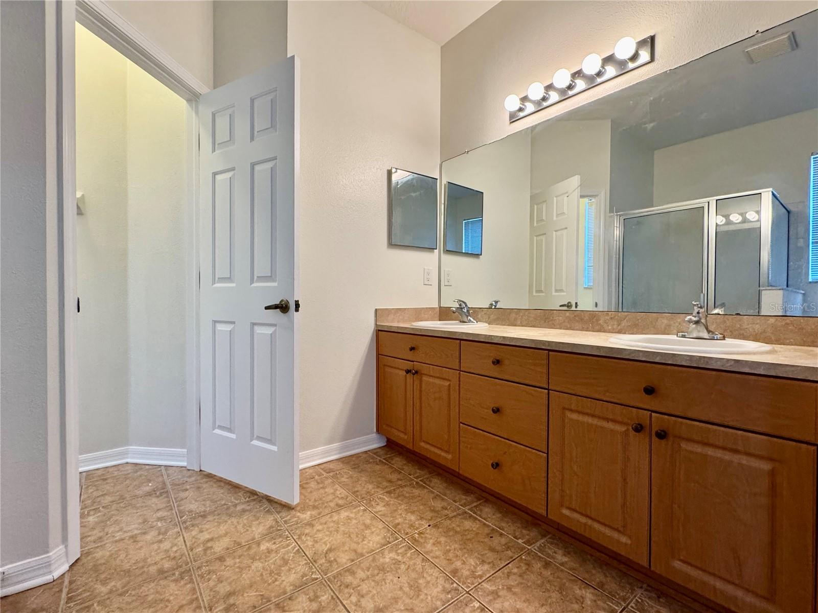 13052 TERRACE SPRINGS DR — photo 15