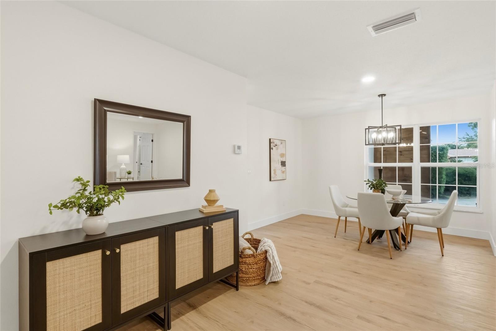 435 MEHLENBACHER RD — photo 9