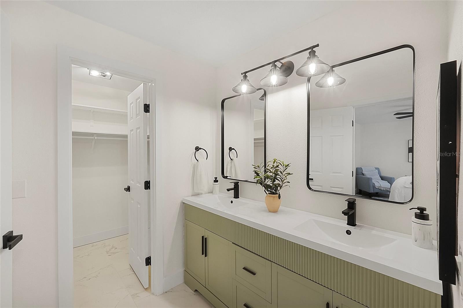 435 MEHLENBACHER RD — photo 13