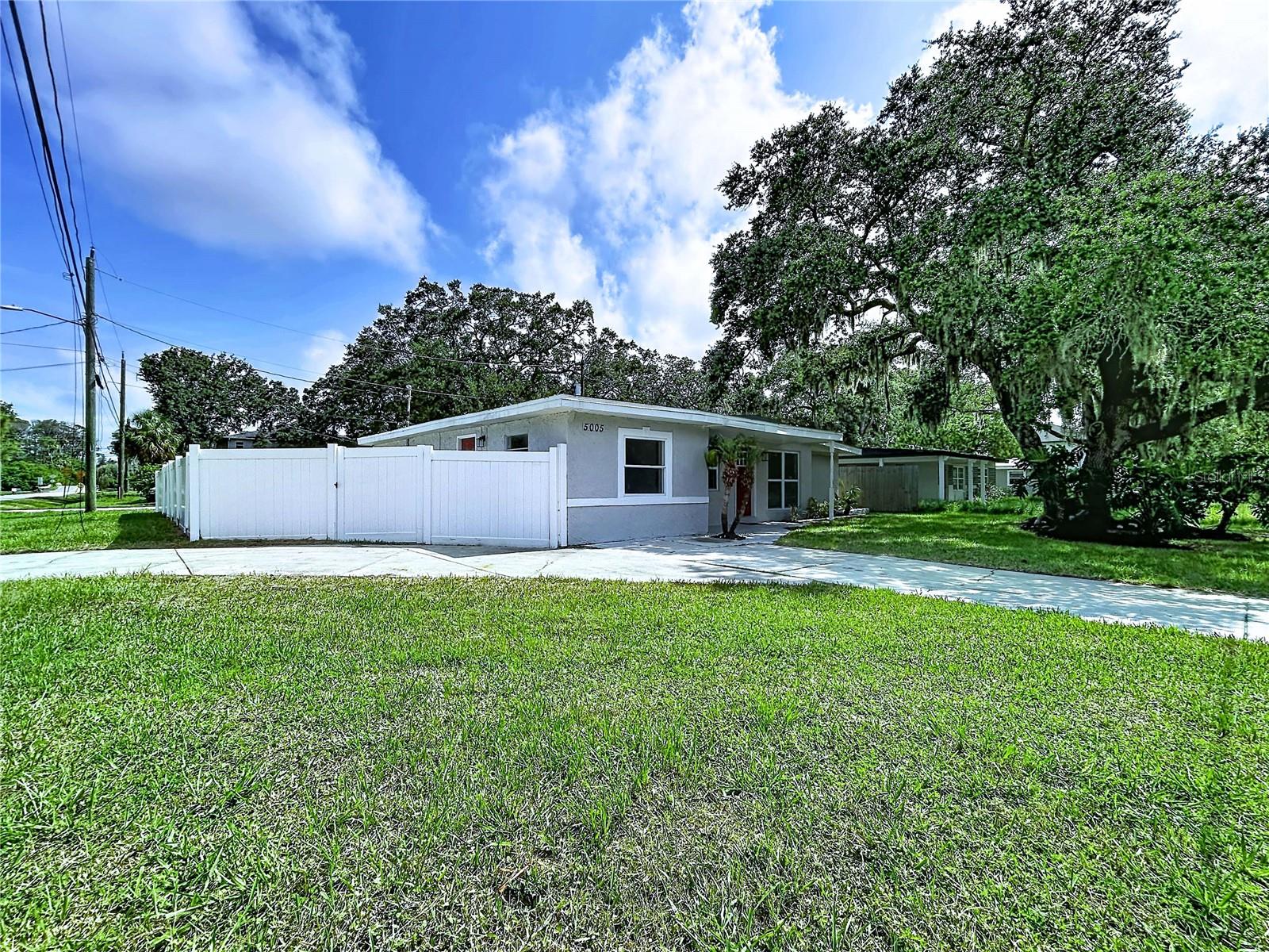 5005 AVERY RD — photo 2