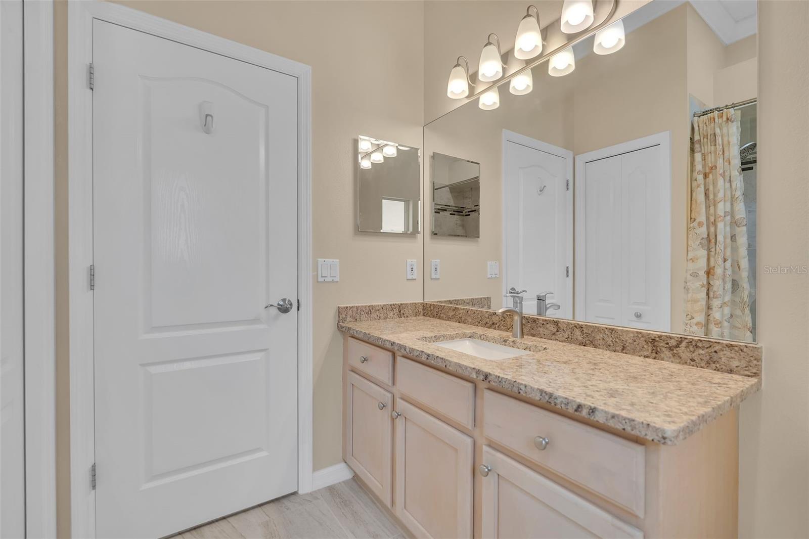 1036 OAK MEADOW LN — photo 20