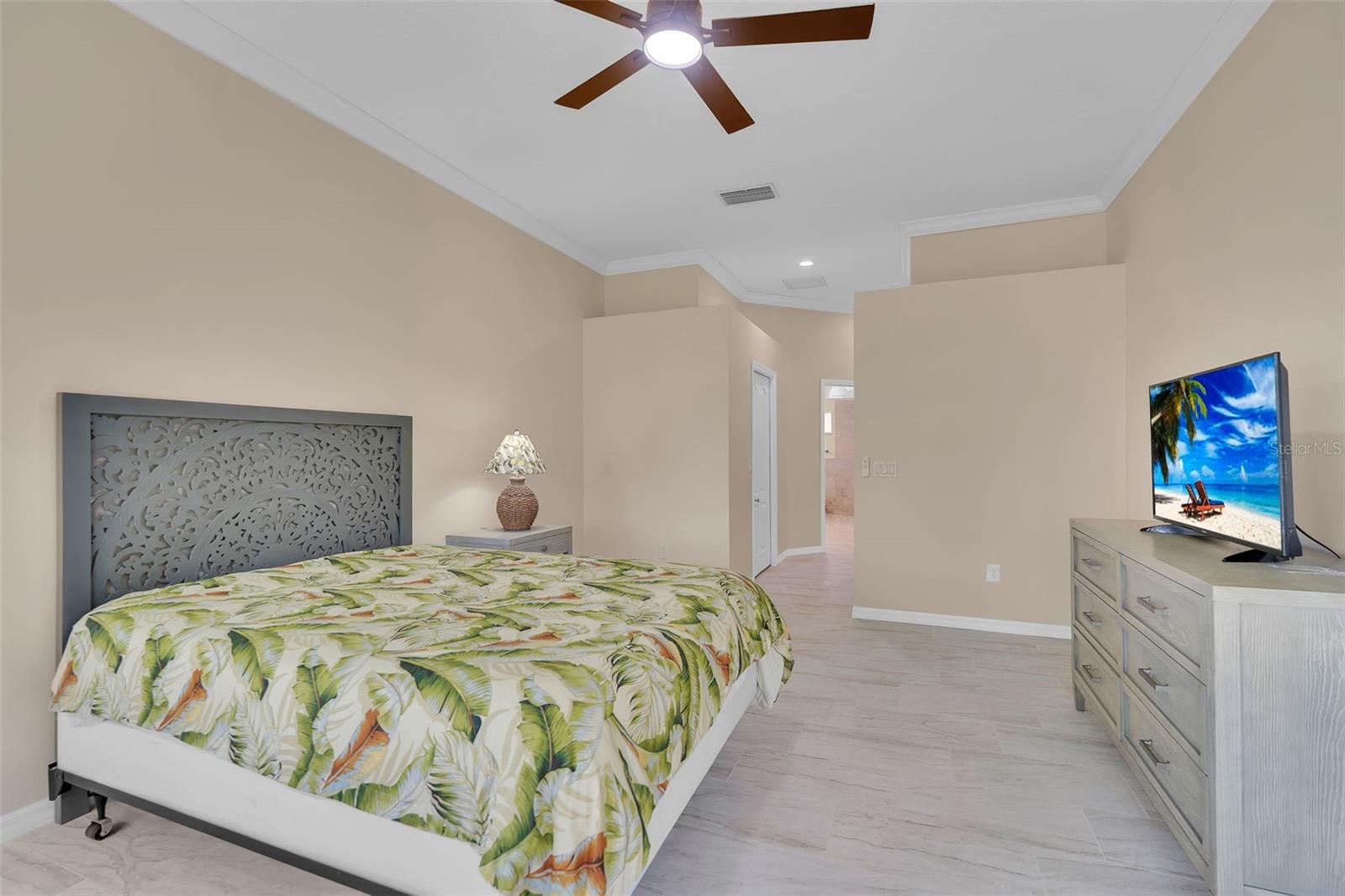 1036 OAK MEADOW LN — photo 23