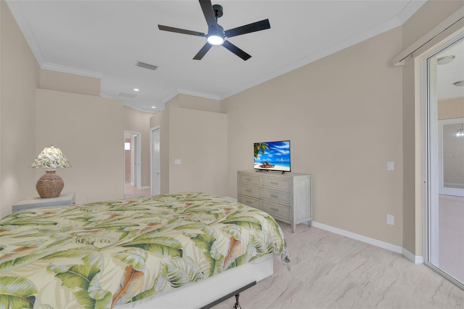 1036 OAK MEADOW LN — photo 22