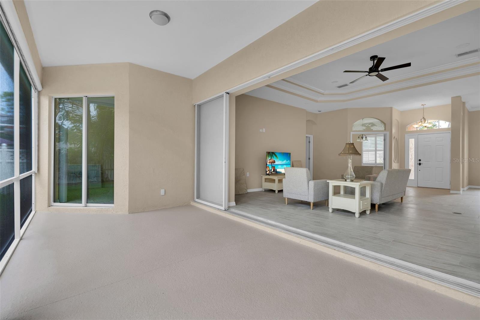 1036 OAK MEADOW LN — photo 35